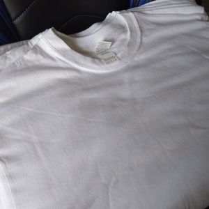 8x Gildan Adult Large White T-Shirts NEW